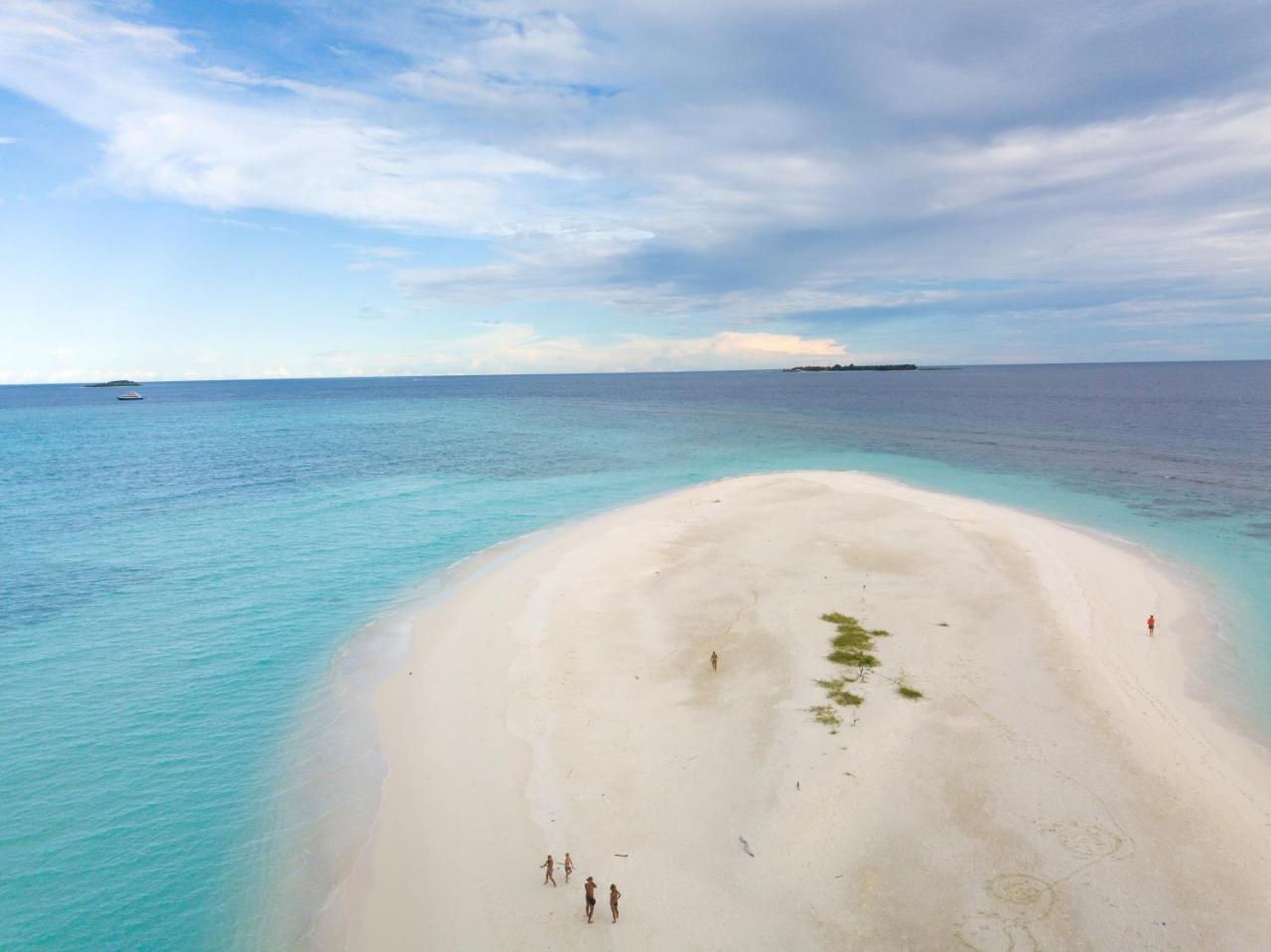 Blue World Dharavandhoo Exterior foto