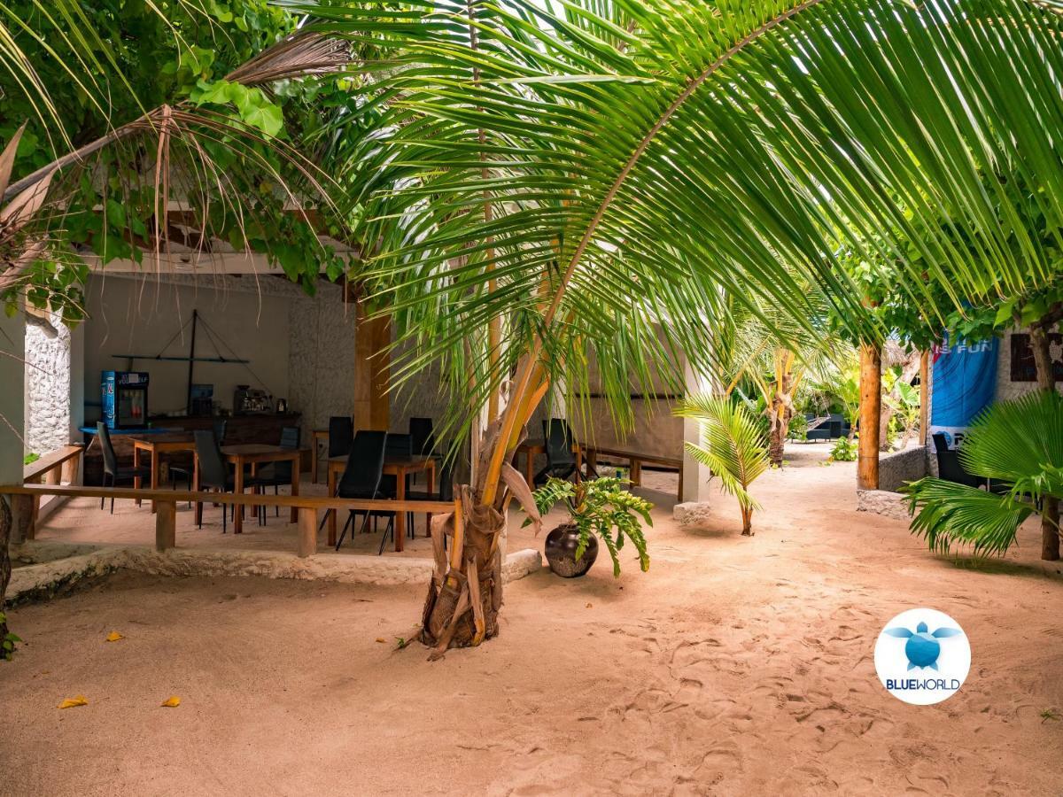 Blue World Dharavandhoo Exterior foto